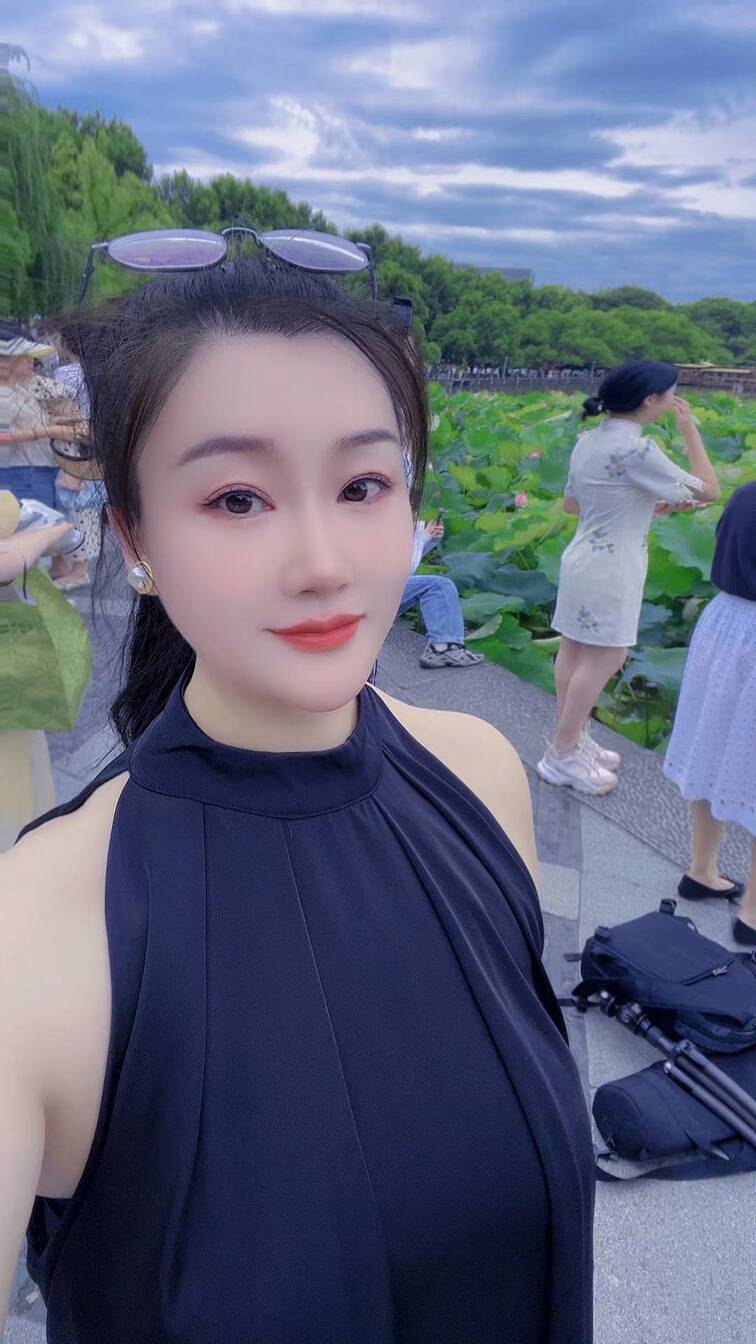 新泽西楼凤，推荐个身材很好的御姐！